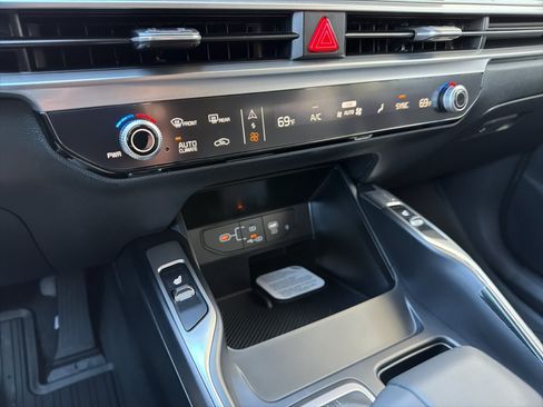 New 2026 Kia Sorento EX AWD/4WD image 24