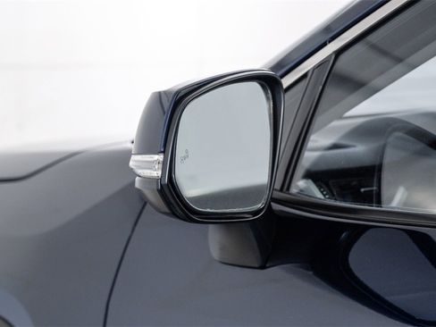 Used 2021 Toyota RAV4 XLE Premium image 47