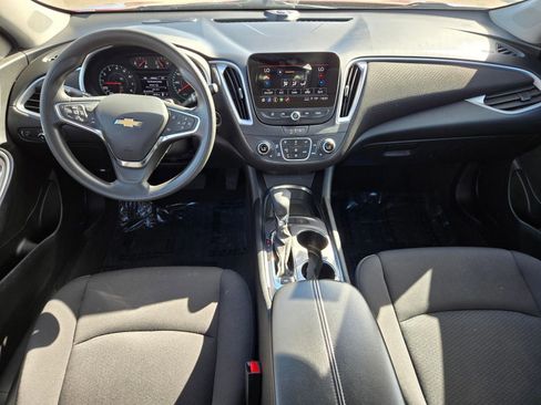 Used 2024 Chevrolet Malibu LT image 12