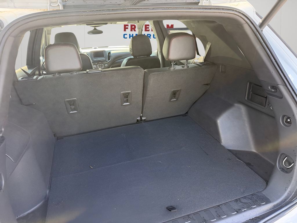 Used 2022 Chevrolet Equinox RS AWD/4WD image 28