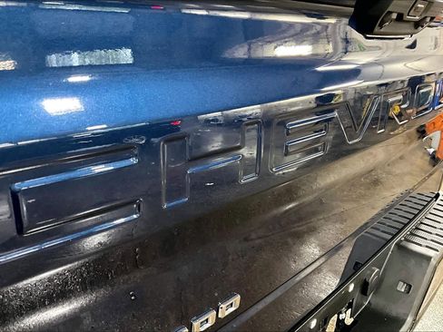 Used 2023 Chevrolet Silverado 1500 LT Trail Boss AWD/4WD image 29