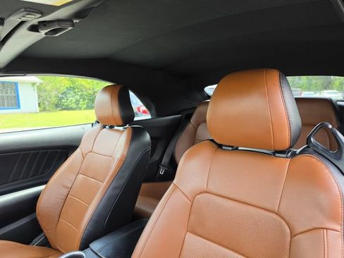 Used 2020 Ford Mustang Premium RWD image 22