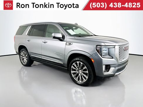 Used 2021 GMC Yukon Denali w/ Denali Premium Package AWD/4WD image 1