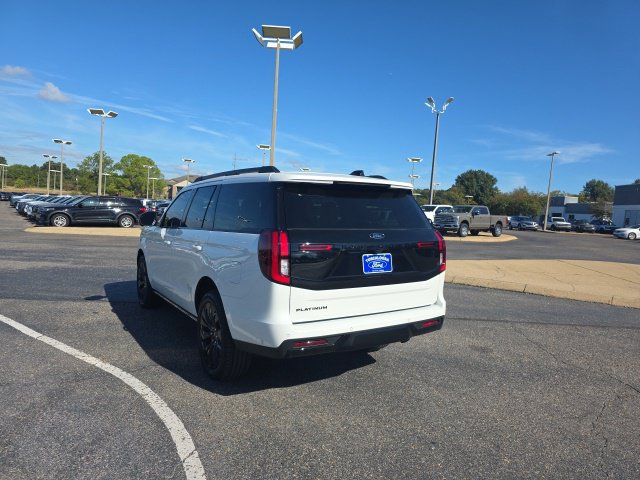 Used 2025 Ford Expedition Platinum w/ Stealth Appearance Package AWD/4WD image 5