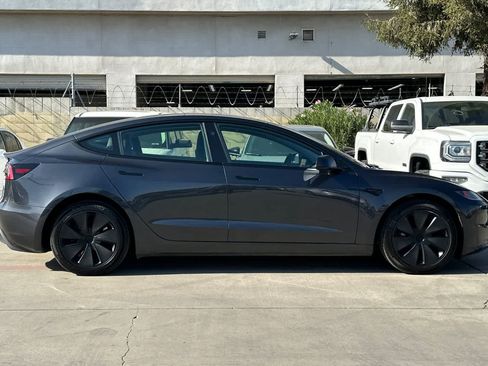 Used 2025 Tesla Model 3 Long Range RWD image 9