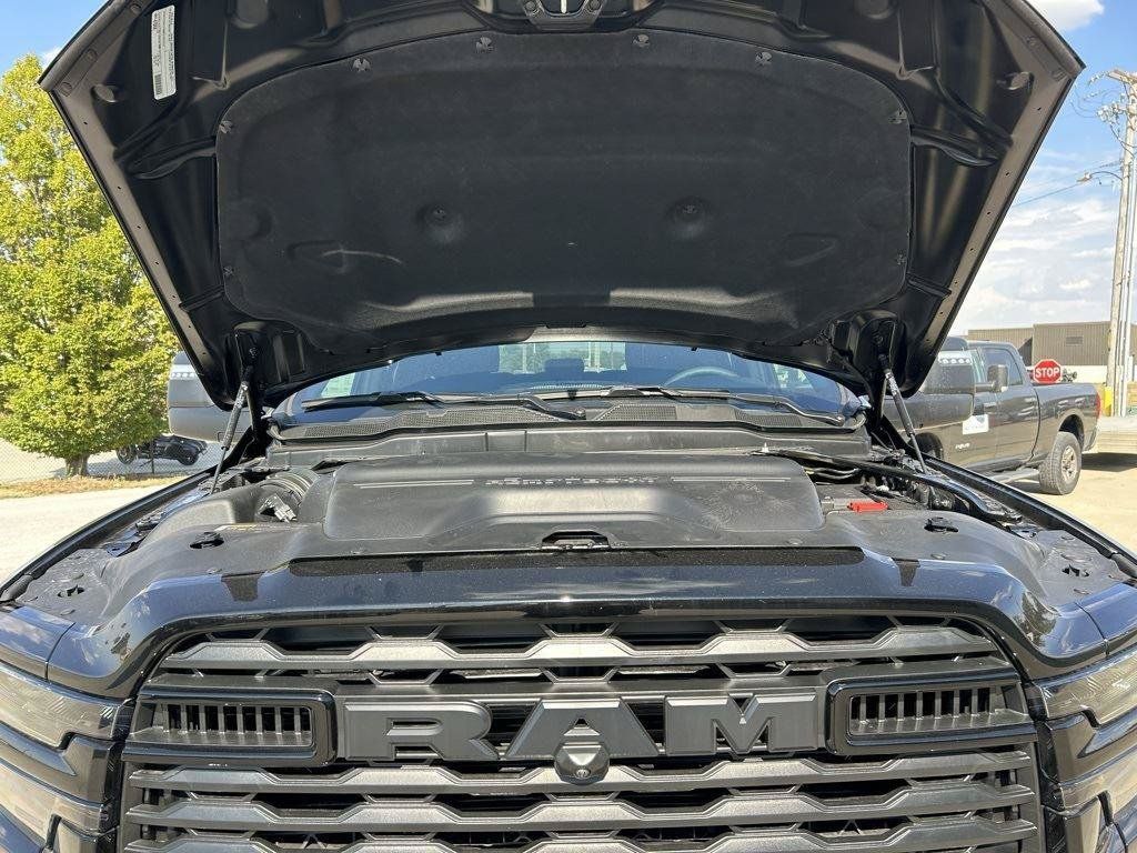 New 2025 RAM 2500 Big Horn AWD/4WD image 46