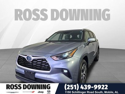 Used 2024 Toyota Highlander XLE