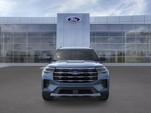 New 2026 Ford Explorer Active RWD image 6