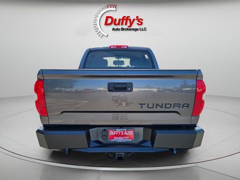 Used 2017 Toyota Tundra SR5 w/ TRD Off Road Package AWD/4WD image 18