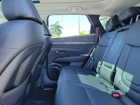 Certified 2023 Hyundai Tucson Limited image 12