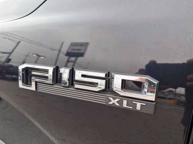 Used 2019 Ford F150 XLT w/ Equipment Group 302A Luxury AWD/4WD image 38