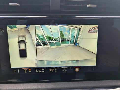Used 2024 GMC Sierra 2500 AT4 w/ AT4 Premium Plus Package AWD/4WD image 22