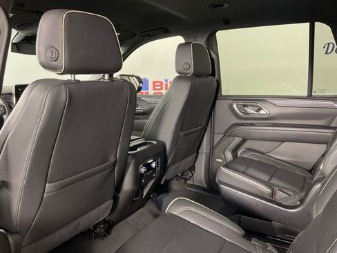 Used 2024 GMC Yukon SLT image 15