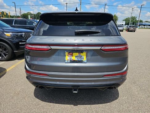 Used 2023 Lincoln Corsair Reserve w/ Equipment Group 202A AWD/4WD image 4