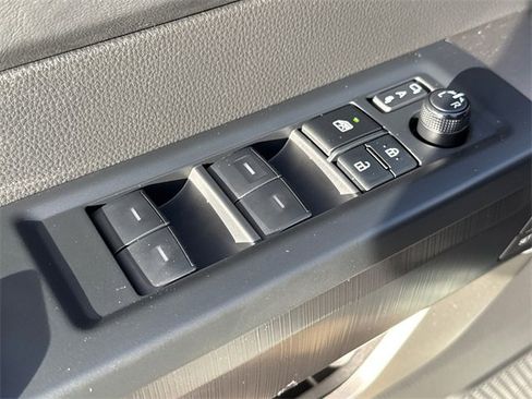 Used 2026 Toyota Sequoia Platinum image 22