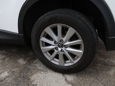 Used 2015 MAZDA CX-5 Touring image 12