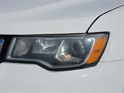 Used 2020 Jeep Grand Cherokee Limited image 4