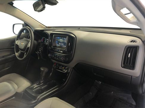 Used 2019 Chevrolet Colorado W/T w/ WT Convenience Package RWD image 18