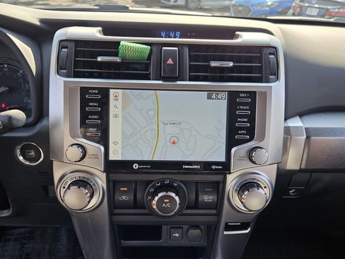 Used 2021 Toyota 4Runner SR5 Premium w/ Moonroof Package AWD/4WD image 19