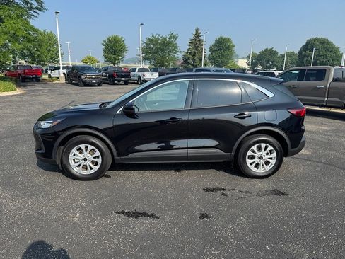 Used 2023 Ford Escape Active w/ Tech Pack #2 AWD/4WD image 4