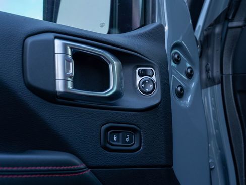 Used 2024 Jeep Wrangler Rubicon 392 image 17