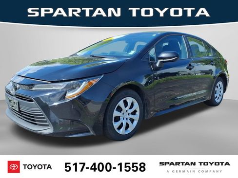 Used 2024 Toyota Corolla LE FWD image 1