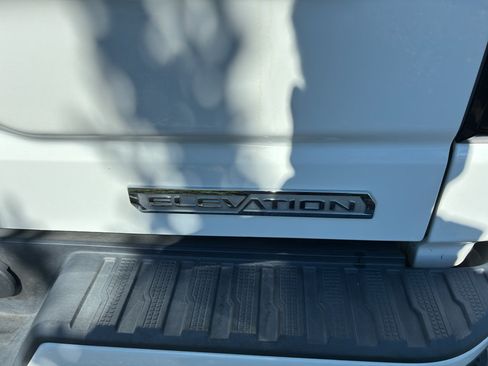 Used 2021 GMC Sierra 1500 Elevation w/ Preferred Package AWD/4WD image 11