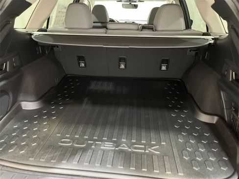 Certified 2025 Subaru Outback Limited image 25
