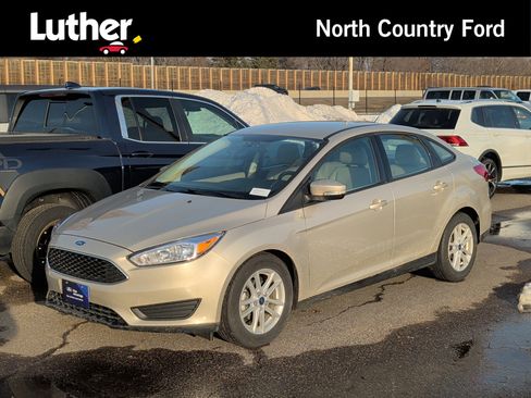 Used 2018 Ford Focus SE w/ Cold Weather Package image 1