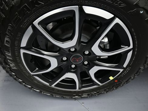 New 2026 Jeep Compass Trailhawk image 36