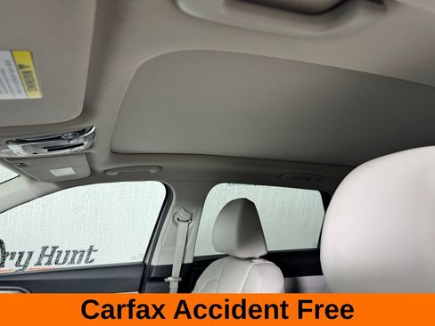 Used 2024 Kia Sorento X-Line EX image 3