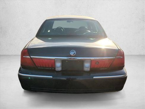 Used 2002 Mercury Grand Marquis GS image 7