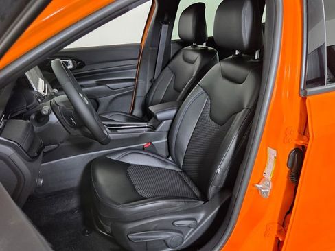 New 2026 Jeep Compass Latitude image 13