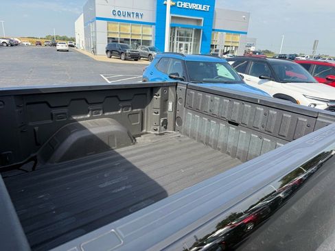 Used 2024 Chevrolet Silverado 1500 High Country w/ Midnight Edition image 11