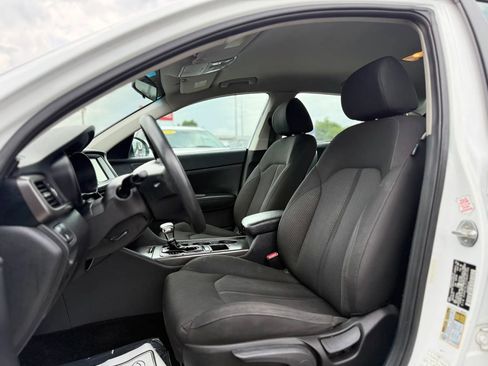 Used 2018 Kia Optima LX FWD image 17