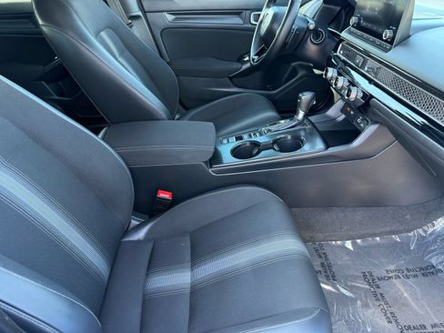 Used 2024 Honda Civic Sport image 31