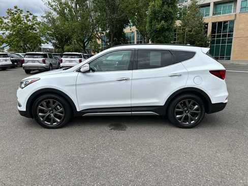 Used 2017 Hyundai Santa Fe Sport AWD/4WD image 3