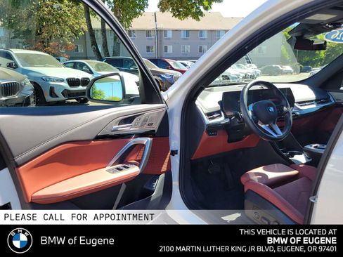 Used 2026 BMW X1 xDrive28i w/ Technology Package AWD/4WD image 23