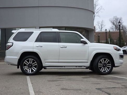 Used 2018 Toyota 4Runner Limited image 26