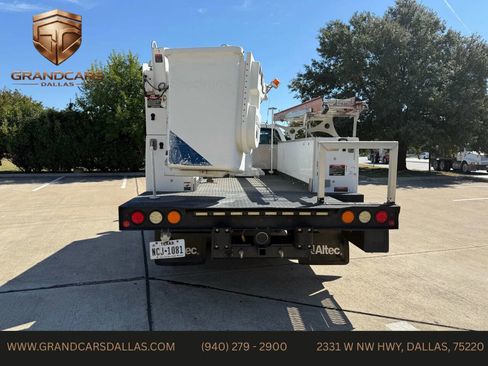 Used 2015 Ford F450 XL w/ Power Equipment Group image 4