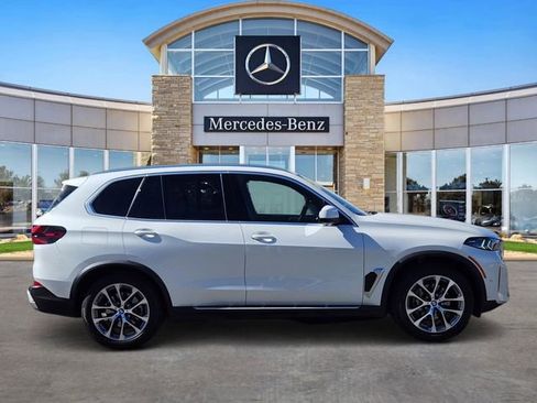 Used 2024 BMW X5 xDrive40i image 5
