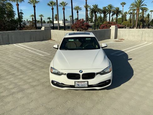 Used 2016 BMW 328i Sedan RWD image 3