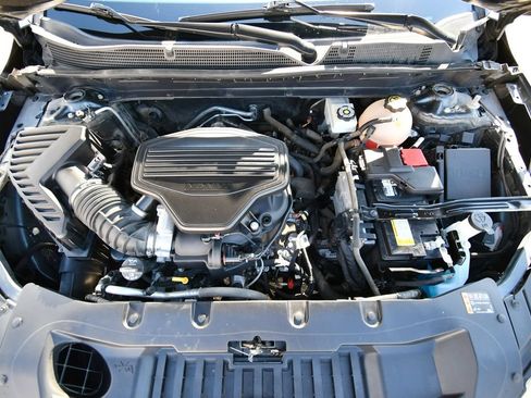 Used 2019 Chevrolet Blazer Premier w/ LPO, Floor Liner Package AWD/4WD image 11