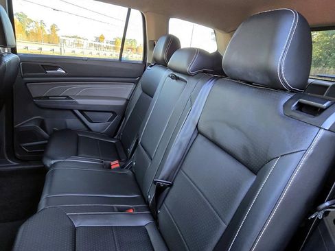 Used 2022 Volkswagen Atlas SE image 24