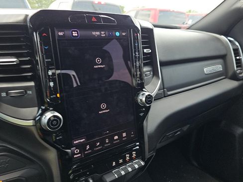 Used 2026 RAM 2500 Big Horn AWD/4WD image 10