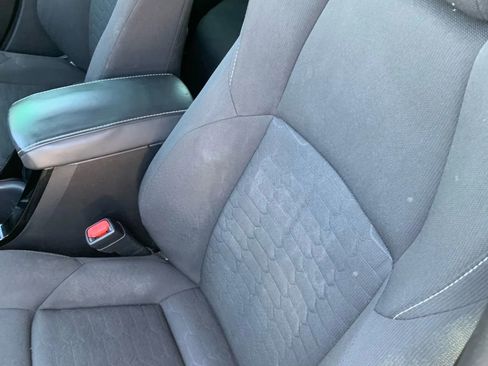 Used 2019 Toyota Corolla SE image 23