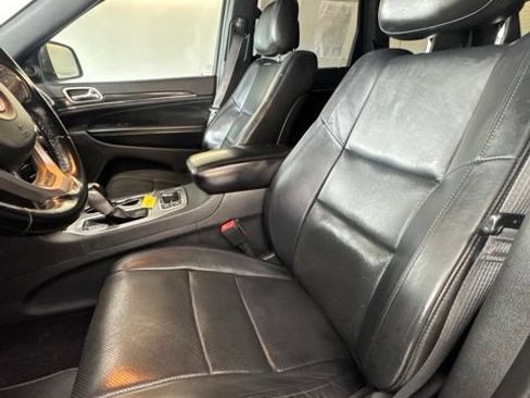 Used 2020 Jeep Grand Cherokee Limited w/ Luxury Group II AWD/4WD image 8