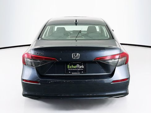 Used 2023 Honda Civic EX image 7