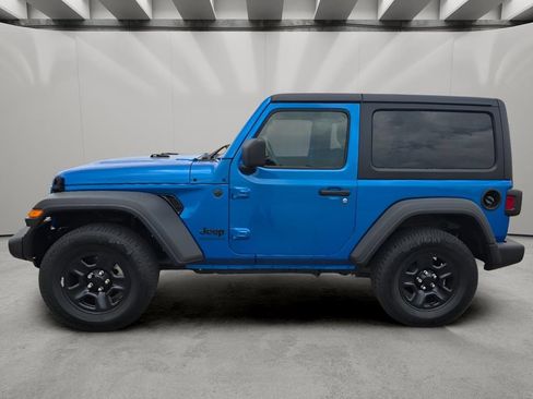 Used 2024 Jeep Wrangler Sport AWD/4WD image 2