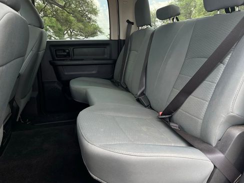 Used 2017 RAM 2500 Tradesman w/ Chrome Appearance Group AWD/4WD image 12